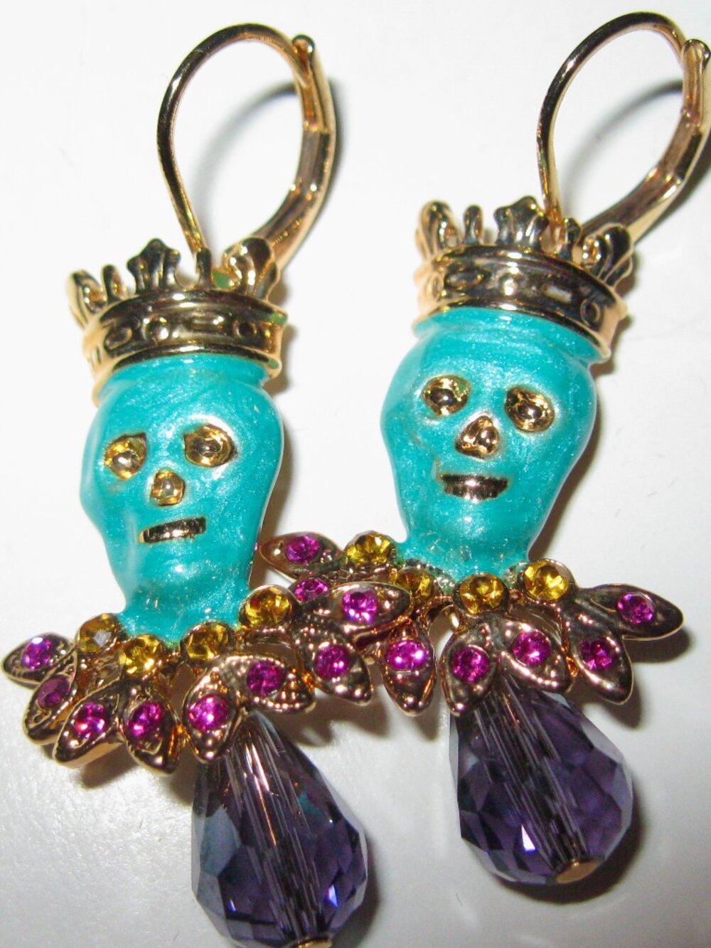KIRKS FOLLY MARDI GRAS SKULL EARRINGS W/LEVERBACKS-GREAT COLORS & GOLD FINISH